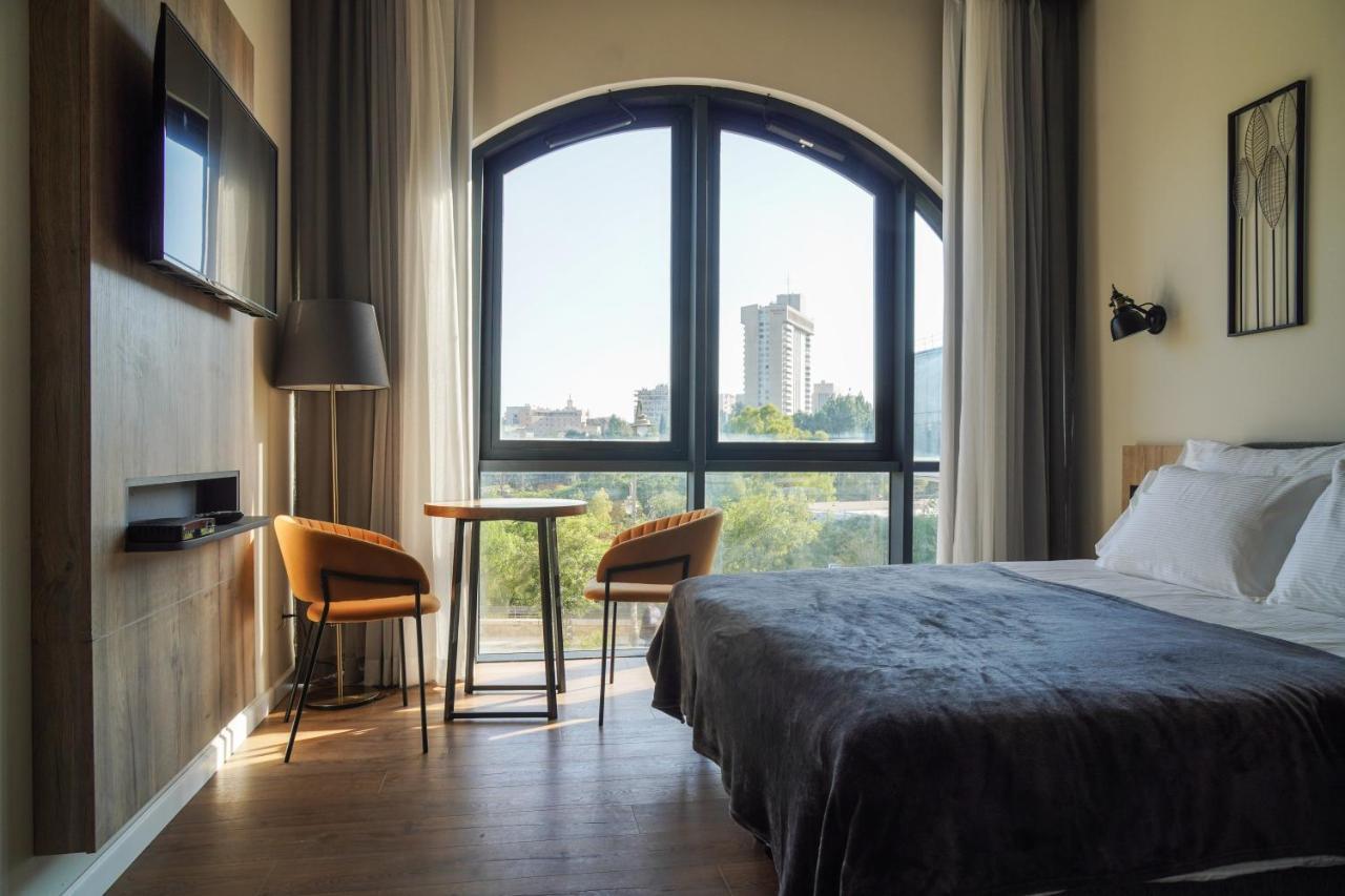 Apartique Hotel เยรูซาเลม ภายนอก รูปภาพ
