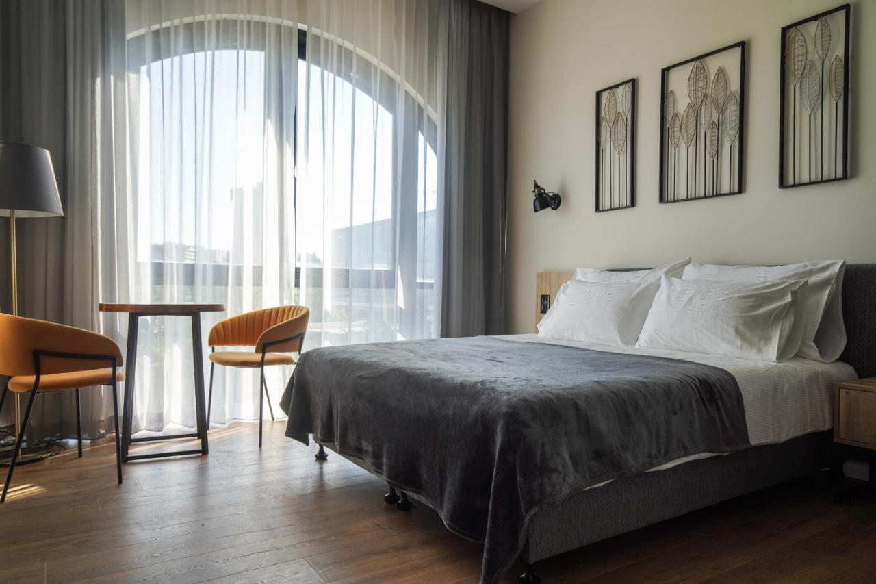 Apartique Hotel เยรูซาเลม ภายนอก รูปภาพ