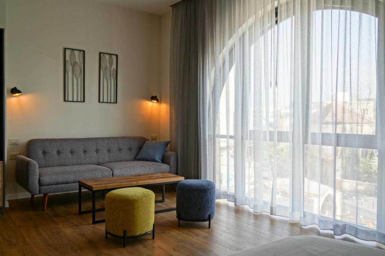 Apartique Hotel เยรูซาเลม ภายนอก รูปภาพ
